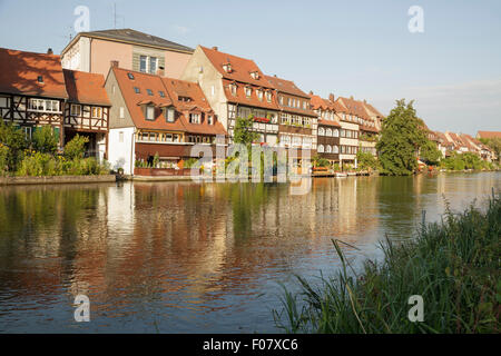 La petite Venise, l'ancien quartier des pêcheurs sur la rivière Regnitz, Bamberg, Bavière, Allemagne Banque D'Images