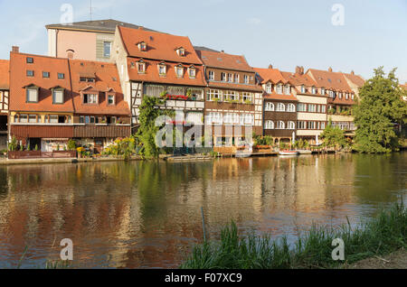 La petite Venise, l'ancien quartier des pêcheurs sur la rivière Regnitz, Bamberg, Bavière, Allemagne Banque D'Images