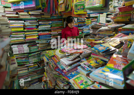 Librairie d'occasion à Hanoi, Vietnam Banque D'Images