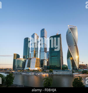 Centre d'affaires de Moscou au lever du soleil Banque D'Images