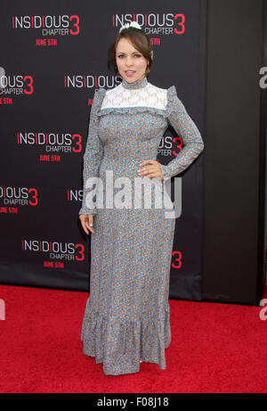 'Insidieux : Chapter 3' qui s'est tenue au Théâtre chinois de Grauman - Arrivées en vedette : Olga Kay Où : Los Angeles, California, United States Quand : 04 Juin 2015 Banque D'Images