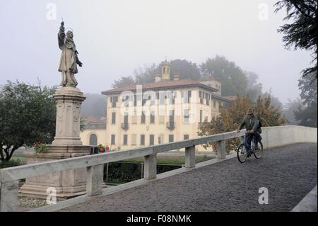 Lesmo typique petit village près de Milan (Lombardie, Italie), Villa-Visconti-Castiglioni Maineri Banque D'Images