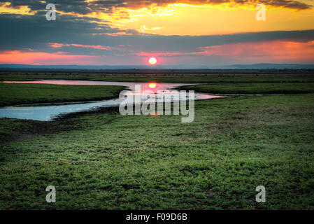 Coucher de soleil sur le parc national de Gorongosa Banque D'Images