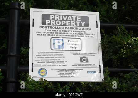 La propriété privée des interdictions de stationnement sign Banque D'Images