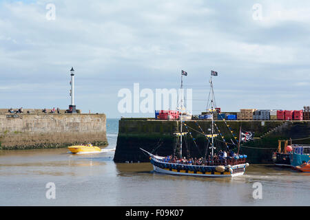 Birdlington Harbour, Yorkshire, Angleterre, Royaume-Uni Banque D'Images