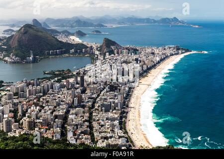 Ipanema et Leblon vu de Pedra, Dois Irmãos Rio de Janeiro, Brésil Banque D'Images