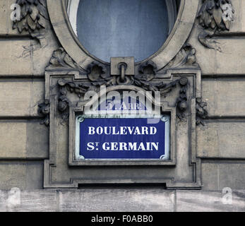 Plaque de rue Boulevard st. Germain à Paris France Banque D'Images