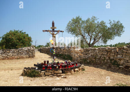 Mednjan, Istrie, Croatie. 8c l'église romane Saint Fosca, lieu de pèlerinage, célèbre pour ses pouvoirs de guérison et de l'énergie Banque D'Images