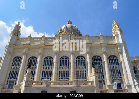 La Havane, Cuba : Musée de la révolution (ancien Palais présidentiel) Banque D'Images