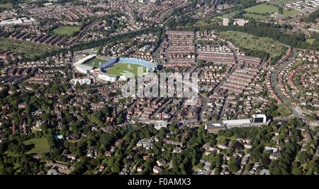Vue aérienne de Headingley à Leeds, y compris le stade de Cricket Banque D'Images