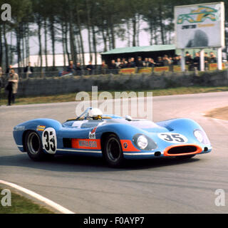 1969 Le Mans 24 Heures Nanni Galli,Robin Widdows - Matra MS630-650 terminé 7e. Banque D'Images