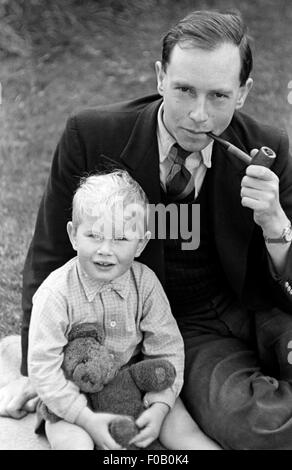 Portrait d'un homme avec son jeune fils Banque D'Images