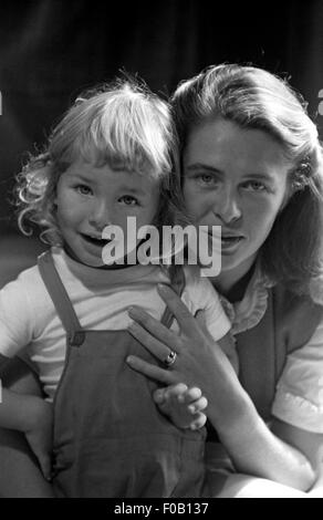 Portrait d'une mère un sa jeune fille Banque D'Images