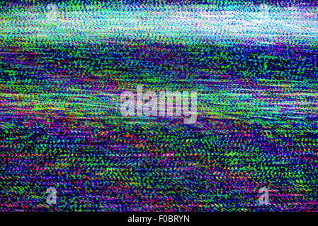 Plat dommage, mauvais sync chaîne TV, écran de télévision LCD RGB avec du bruit statique d'une mauvaise réception du signal de radiodiffusion Banque D'Images