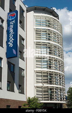 Travelodge London Hounslow Hotel, Lampton Road, Hounslow, Hounslow, London, Greater London, Angleterre, Royaume-Uni Banque D'Images