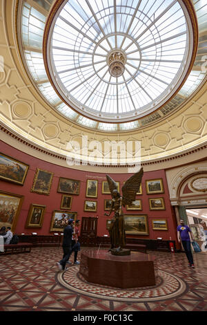 Birmingham museum and art gallery galerie ronde UK Banque D'Images