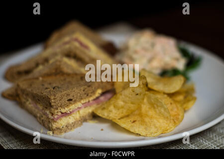 Sandwich au jambon et fromage Banque D'Images