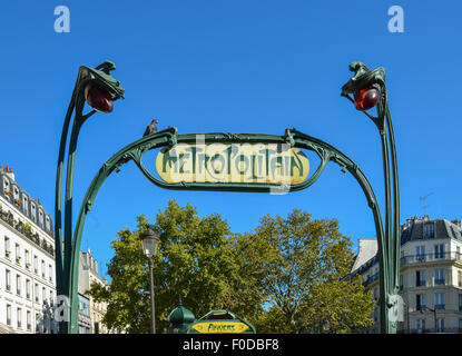 Inscrivez-métropolitain, métro, Paris, Île-de-France, France Banque D'Images