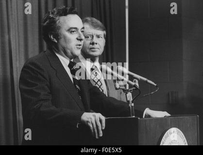 Sumpter County, Géorgie, USA. Feb 8, 2015. Le président élu Joseph Califano noms Jimmy Carter comme son candidat au poste de secrétaire américain à la santé, l'éducation et du Bien-être social. © Ken Hawkins/ZUMA/Alamy Fil Live News Banque D'Images