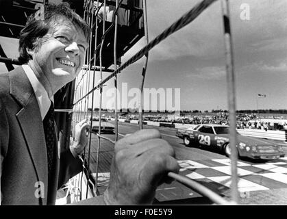 Hampton, Virginia, USA. 7 Février, 2015. Jimmy Carter lors de campagnes lors d'une course de NASCAR stock car à l'Atlanta International Speedway. © Ken Hawkins/ZUMA/Alamy Fil Live News Banque D'Images