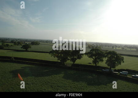 Le vol à basse altitude au-dessus de la campagne anglaise Banque D'Images