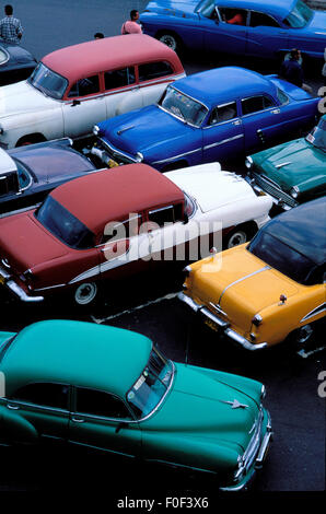 Cuba, La Havane, vieille voiture américaine Banque D'Images