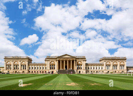 La façade sud de Stowe House, dans le Buckinghamshire, Angleterre, RU Banque D'Images