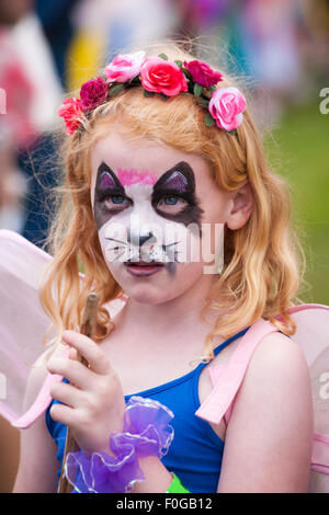 Jeune fille Fée comme à la nouvelle forêt conte Festival, Burley, Hampshire, Royaume-Uni en août Crédit : Carolyn Jenkins/Alamy Live News Banque D'Images