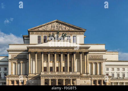 Le Teatr Wielki (Grand Theatre) est le plus grand théâtre de Varsovie, construit de 1825 à 1833, Mazovie, Pologne, Europe Banque D'Images