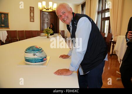 Patrick Tambay lors d'une réception d'une Formule 1 Exposition photo à l'hôtel de ville. L'ancien pilote de Formule 1 est souffrant de la maladie de Parkinson. Avec : Patrick Tambay Où : Graz, Autriche Quand : 12 Oct 2015 Banque D'Images