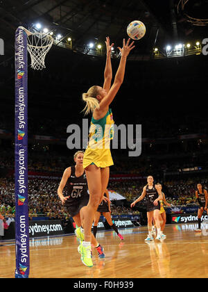 Sydney, Australie. Août 16, 2015. Caitlin Bassett haut géant finale de la Coupe du Monde de netball, Fougères d'argent comparativement à l'Australie, tous les téléphones Arena, Sydney, Australie. Dimanche 16 août 2015. © Plus Sport Action/Alamy Live News Banque D'Images