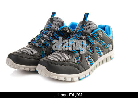 Une paire de chaussures de sport isolated Banque D'Images