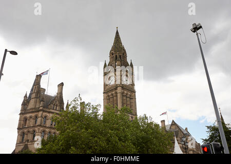 Caméra de surveillance à l'extérieur de l'hôtel de ville de Manchester England UK Banque D'Images