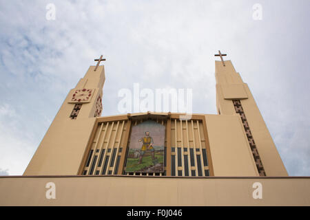 L'église moderne à Alejuela près de San Jose. Costa Rica Banque D'Images