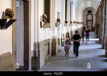 Madrid Espagne,Hispanic Centro,Atocha,Calle de Santa Isabel,Museo Nacional Centro de Arte Reina Sofia,intérieur,galerie,art,musée,hall,couloir,co Banque D'Images