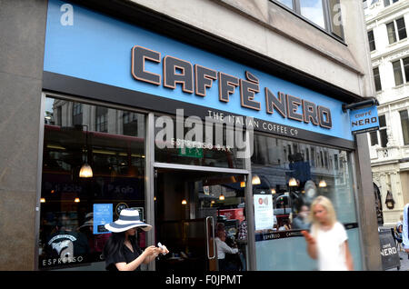 Caffe Nero coffee house Piccadilly Banque D'Images