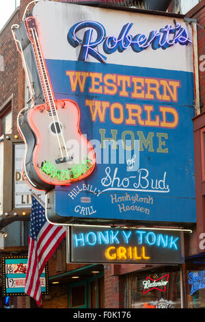 Robert's Monde occidental l'Honky Tonk Grill à Nashville, Tennessee. Banque D'Images