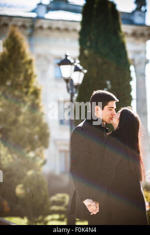 Couple s'est rencontré dans la ville Banque D'Images