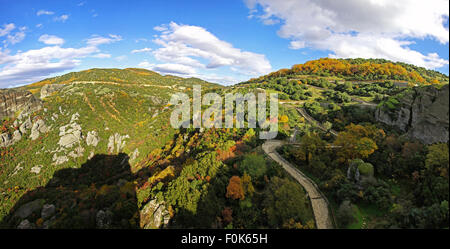 Vue panoramique sur les météores, Trikala région, Grèce Banque D'Images