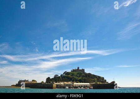 Vue horizontale de St Michael's Mount, Cornwall. Banque D'Images