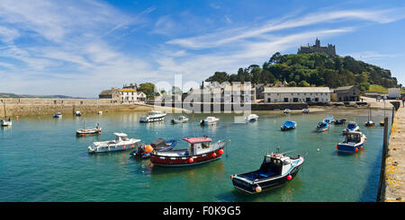 Vue panoramique horizontal (2 photo) vue sur St Michael's Mount, Cornwall. Banque D'Images