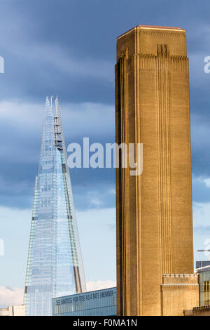L'Europe, Royaume-Uni, Angleterre, Londres, Tate Modern et cheminée Shard Banque D'Images