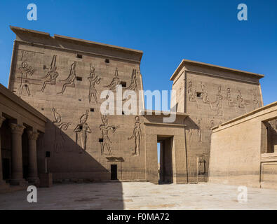 Pylônes, temple d'Isis, Philae, Assouan, Egypte Banque D'Images