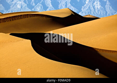 Dunes de sable, Désert de Kubuqi, Mongolie intérieure, Chine Banque D'Images