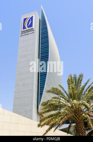 L'emblématique édifice National Bank of Dubai, Deira, DUBAÏ, ÉMIRATS ARABES UNIS Banque D'Images