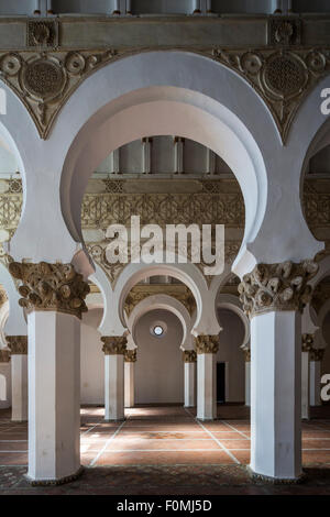 Santa María la Blanca Ibn 2888 Synagogue, Tolède, Espagne Banque D'Images