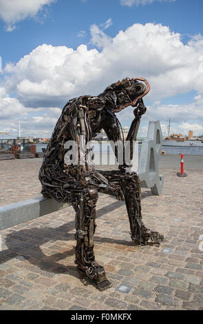 Zinkglobal (Global Visionary) statue de ferraille par Kim Michael, Copenhague Banque D'Images