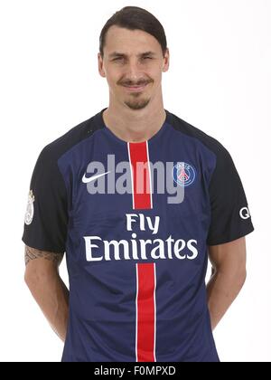 Paris, France. Août 17, 2015. Paris St allemand, français officiel de l'équipe de Ligue 1 pour la saison 2015-15 portraits du club. Numéro 10 Zlatan Ibrahimovic © Plus Sport Action/Alamy Live News Banque D'Images