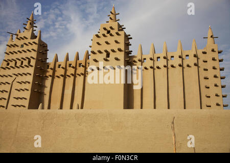 La Grande Mosquée de Djenné est un grand bâtiment d'adobe ou banco Banque D'Images