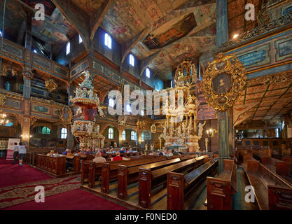 Tourné de l'intérieur de l'Église protestante en bois magnifiquement décoré de la paix en Swidnica, du patrimoine culturel mondial de l'UNESCO, Pologne Banque D'Images